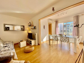 Imma bright apartment by HLCLUB Agency